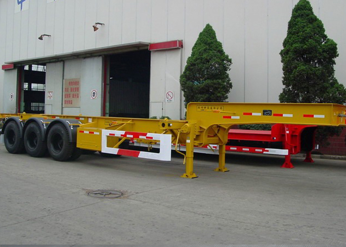 40 Feet Low Clearance Skeleton Semi-Trailer with 3 axles and gooseneck for organic chemical tanker container