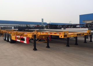 48 Feet Low Clearance Skeleton Semi-Trailer with 3 axles and gooseneck for organic chemical tanker container